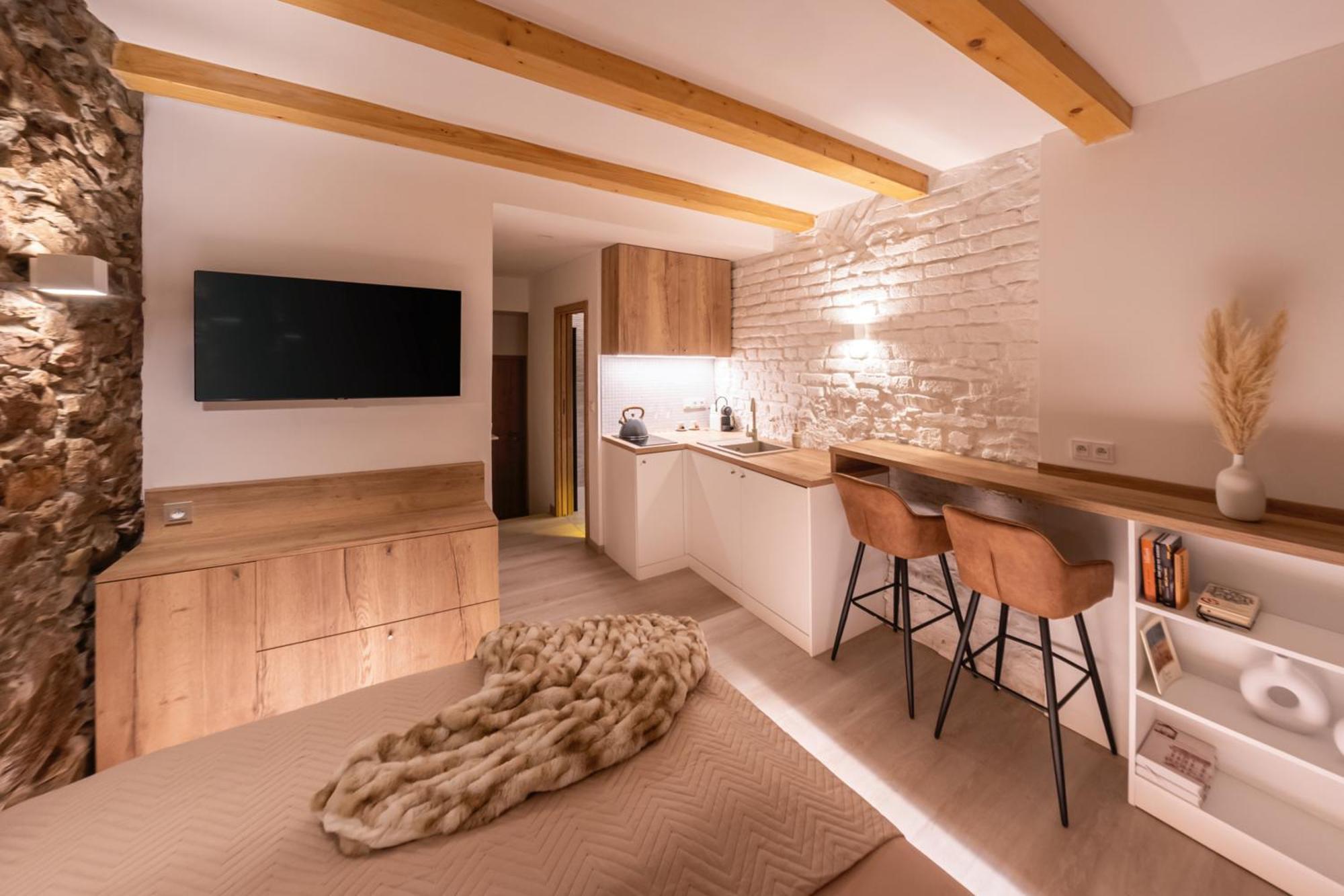 White Wolf Boutique Apartments Olomouc Bagian luar foto