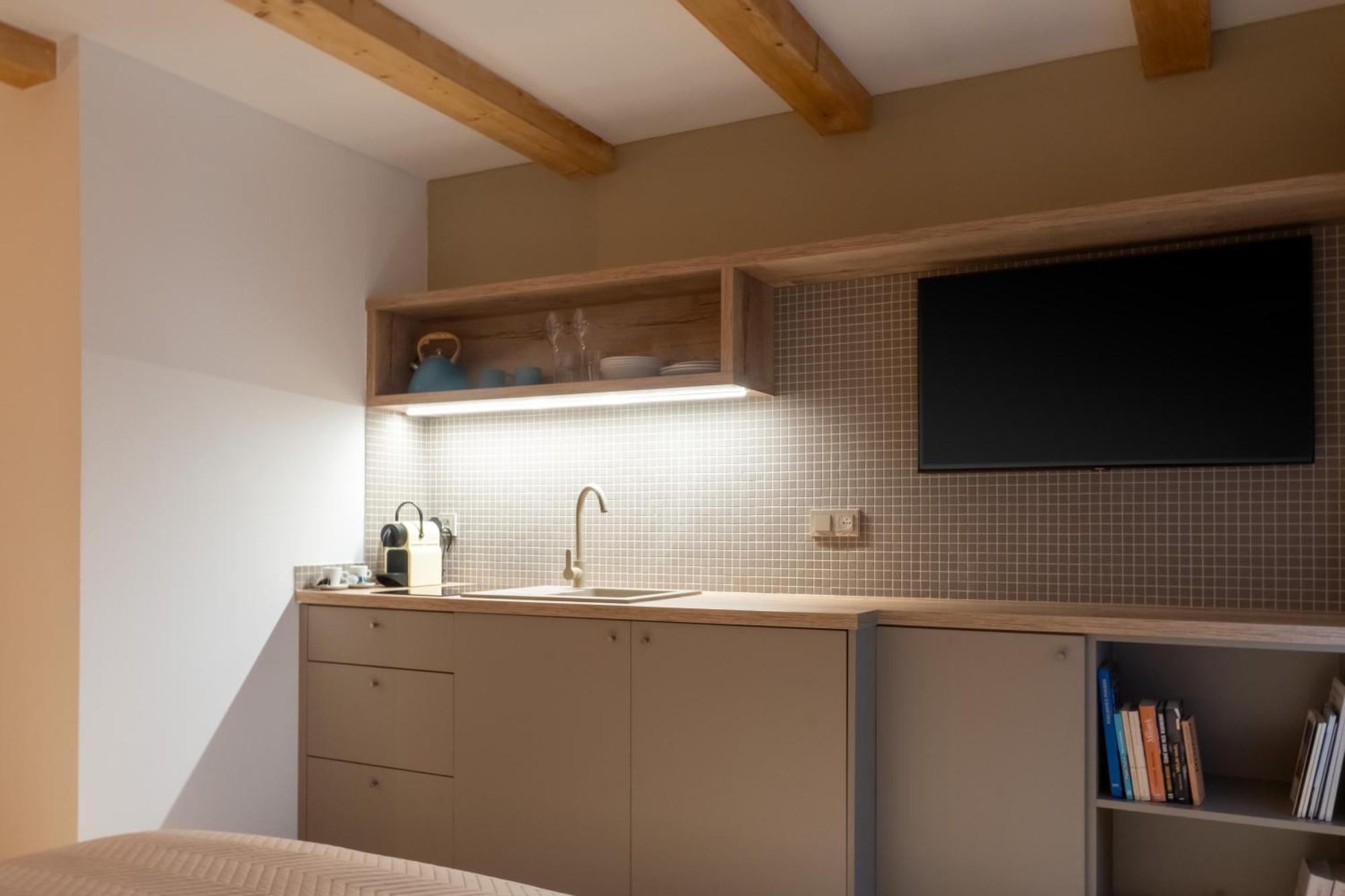 White Wolf Boutique Apartments Olomouc Bagian luar foto