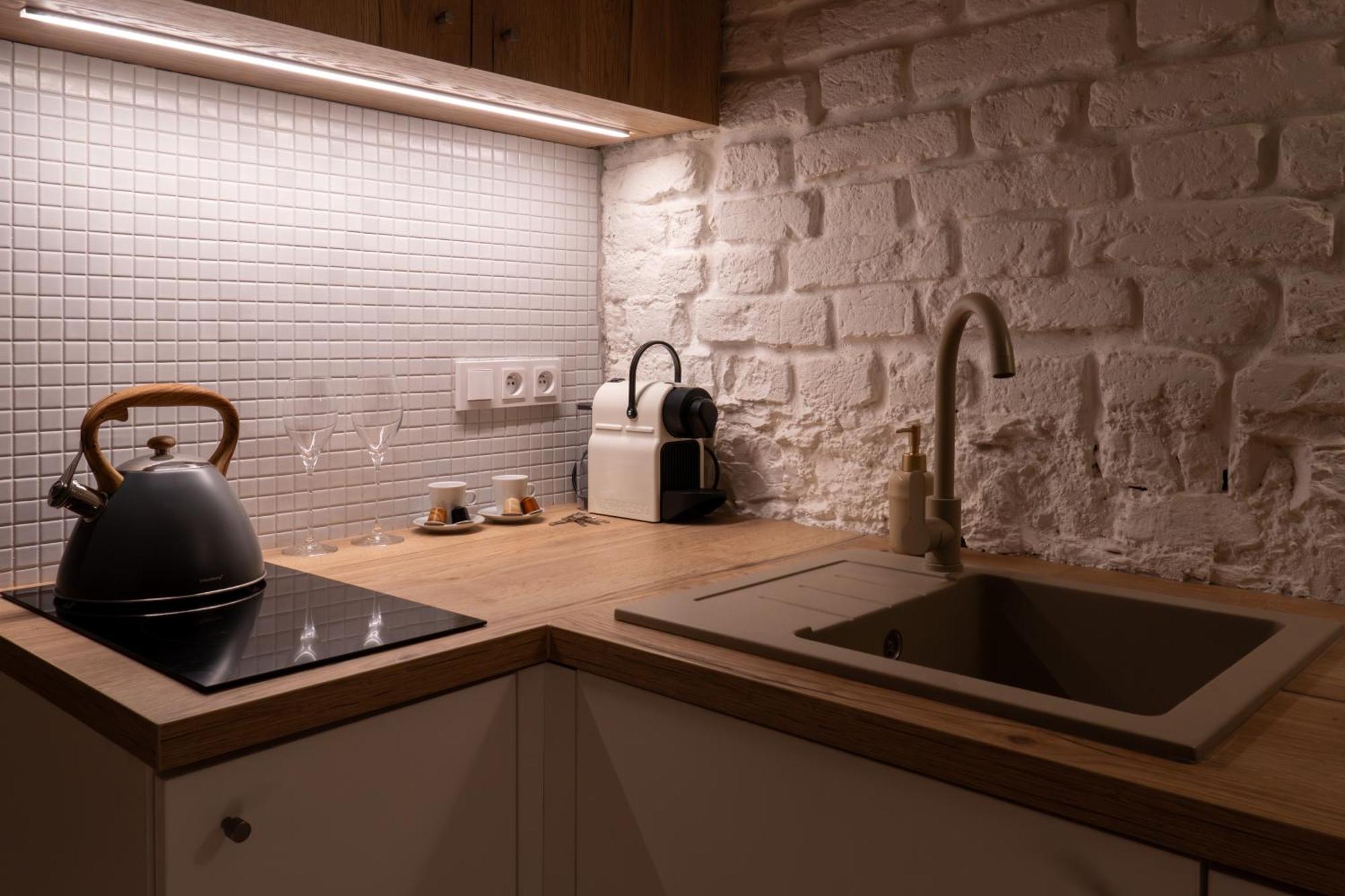 White Wolf Boutique Apartments Olomouc Bagian luar foto