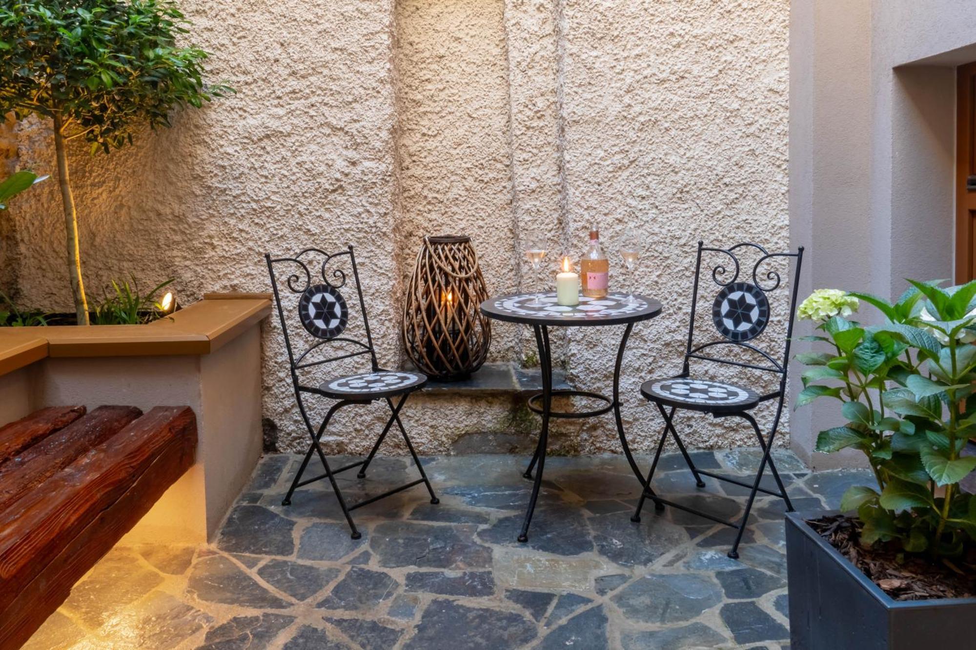 White Wolf Boutique Apartments Olomouc Bagian luar foto